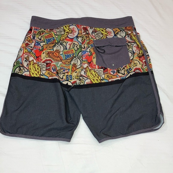 Matix waist 35” Velcro tie front Board Shorts with patch / logo print material - Picture 5 of 16